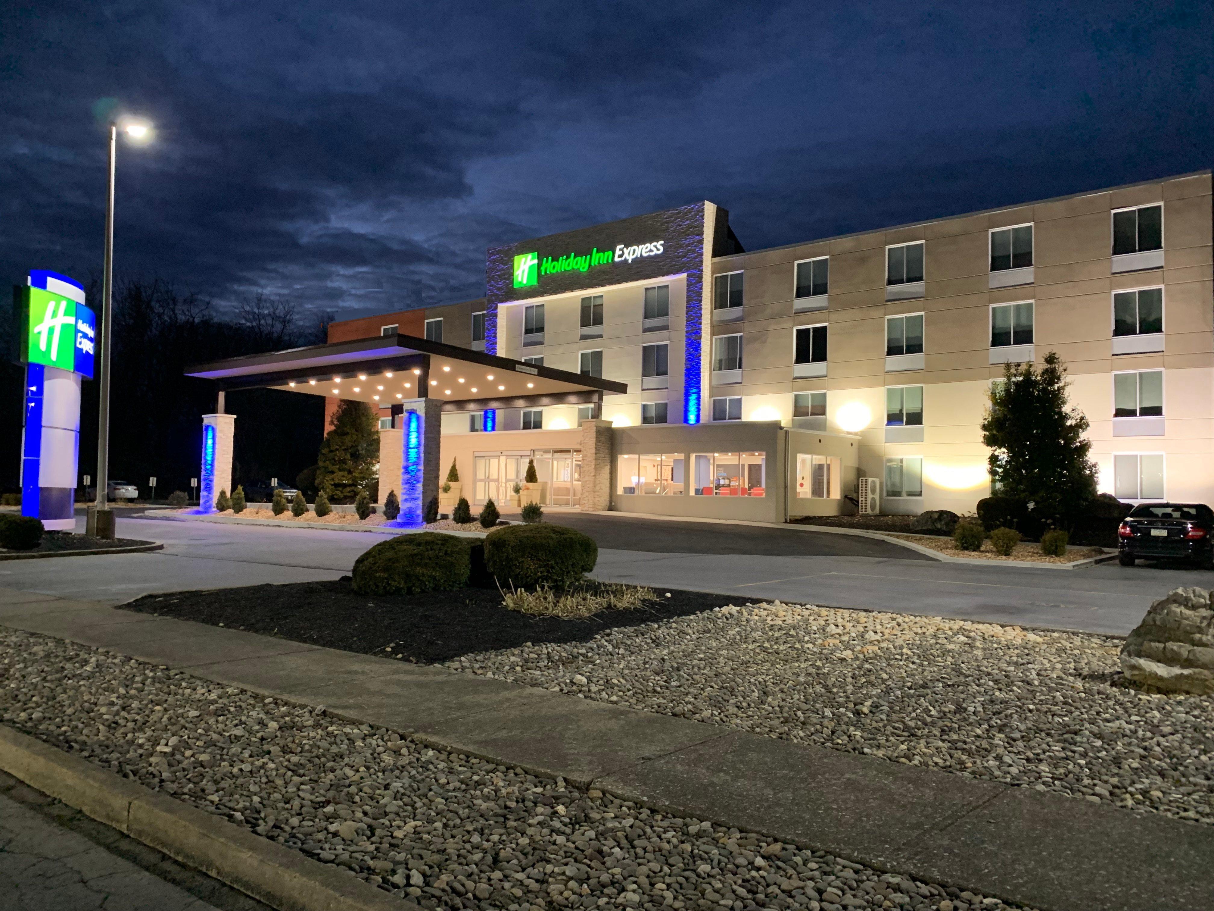 Holiday Inn Express - Allentown North, An Ihg Hotel Buitenkant foto